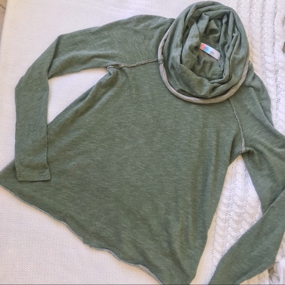 💥Free People💥Cocoon Cowl Neck Pullover - Picture 7 of 8